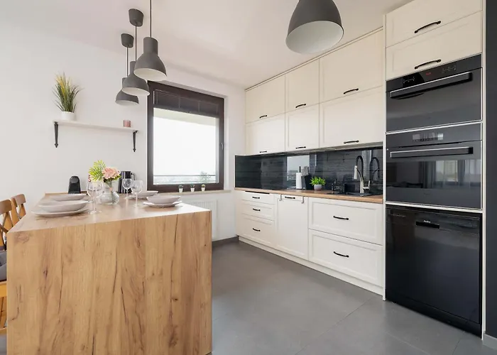 6th Floor In Cracow By Renters Appartamento