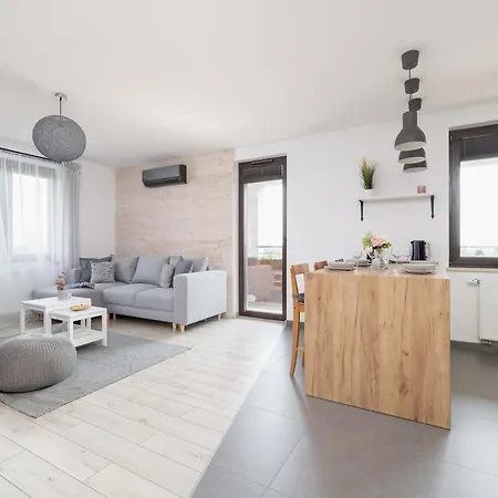 Apartman 6th Floor In Cracow By Renters *